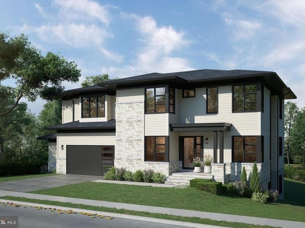 107 Moore Avenue SE, Vienna VA 22180