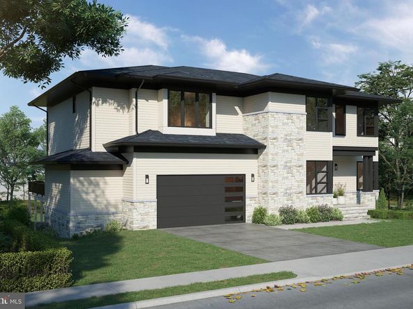 107 Moore Avenue SE, Vienna VA 22180