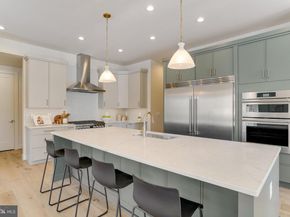 107 Moore Avenue SE, Vienna VA 22180