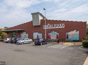 107 Moore Avenue SE, Vienna VA 22180