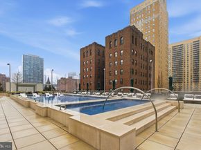 1911 Walnut St 4402, Philadelphia PA 19103