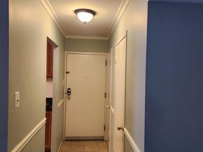 521 Florida Avenue 102, Herndon VA 20170