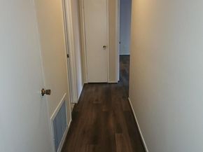 521 Florida Avenue 102, Herndon VA 20170