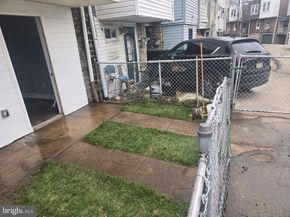 5917 N 21st Street, Philadelphia PA 19138