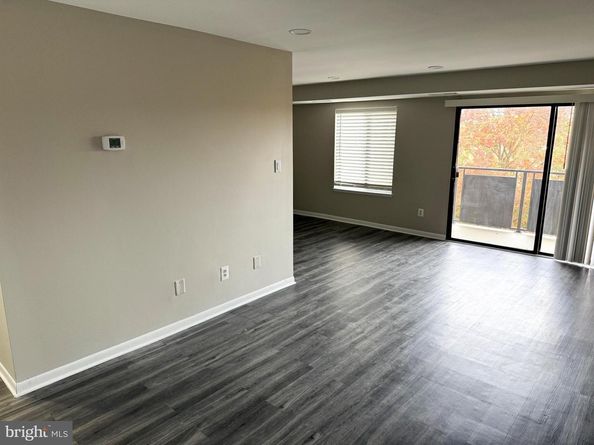 3101 S Manchester Street 517, Falls Church VA 22044