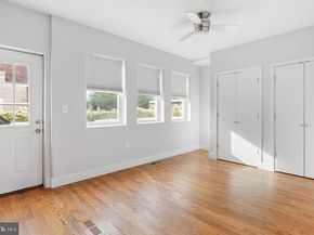 924 S 11TH Street 101, Philadelphia PA 19147