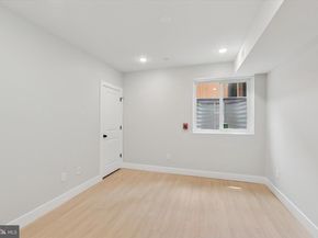 518 W Susquehanna Avenue, Philadelphia PA 19122