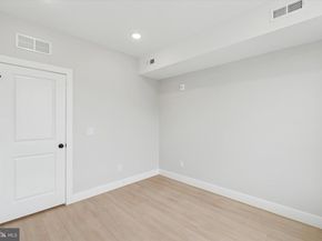 518 W Susquehanna Avenue, Philadelphia PA 19122