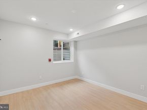 518 W Susquehanna Avenue, Philadelphia PA 19122