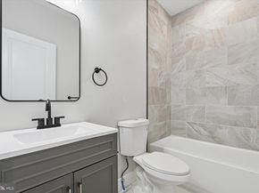 518 W Susquehanna Avenue, Philadelphia PA 19122