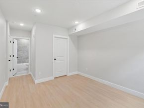 518 W Susquehanna Avenue, Philadelphia PA 19122