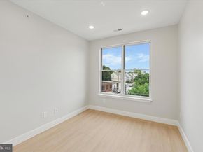 518 W Susquehanna Avenue, Philadelphia PA 19122