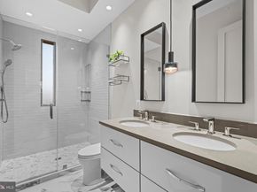 270 15TH Street SE 301, Washington DC 20003