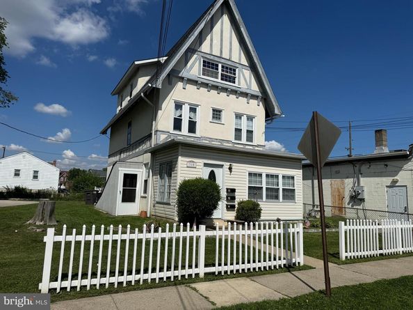 310 Sycamore Avenue, Folsom PA 19033