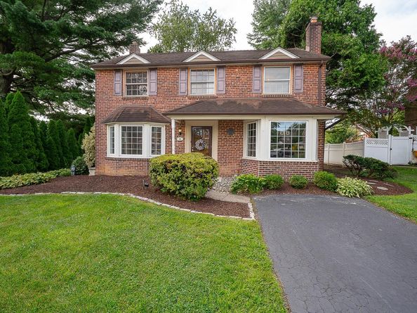 11 Curtis Road, Springfield PA 19064