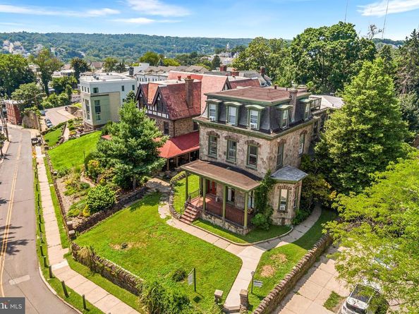 348 Green Lane, Philadelphia PA 19128