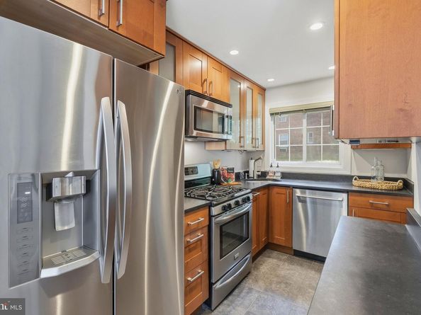 3486 Gunston Road 7213486, Alexandria VA 22302