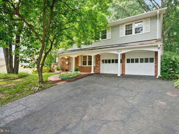 8104 Chivalry Road, Annandale VA 22003
