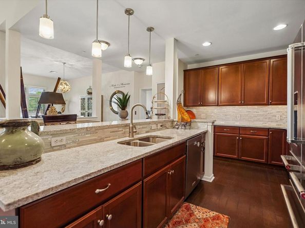 506 Carson Terrace, Huntingdon Valley PA 19006