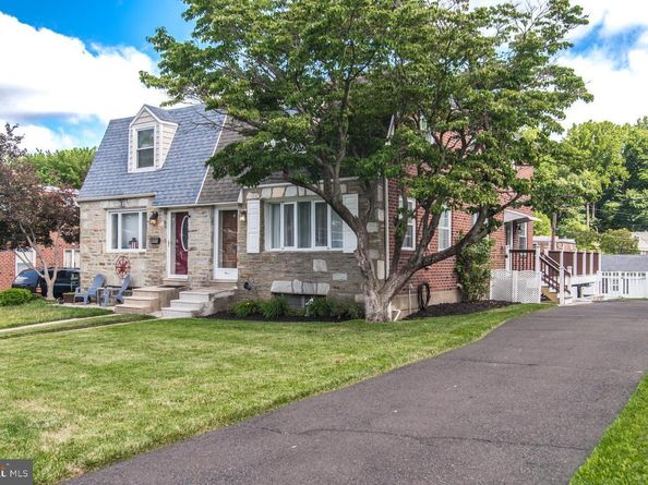 8606 Bridle Road, Philadelphia PA 19115