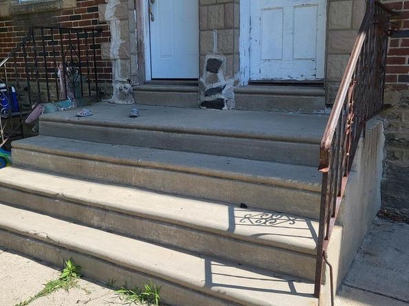 1037 Fanshawe Street, Philadelphia PA 19111