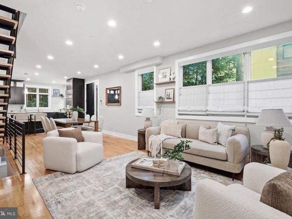 1628 Fitzwater Street, Philadelphia PA 19146