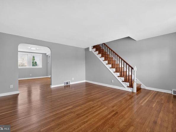 3839 Plumstead Avenue, Drexel Hill PA 19026