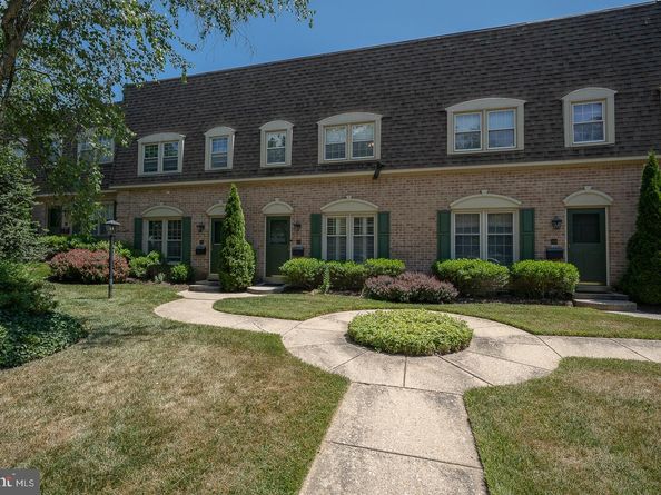207 Bloomingdale Avenue 8B, Wayne PA 19087