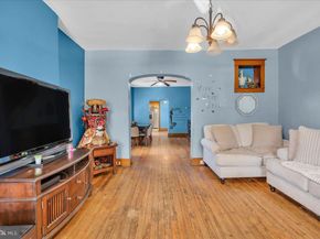 6708 Glenloch Street, Philadelphia PA 19135