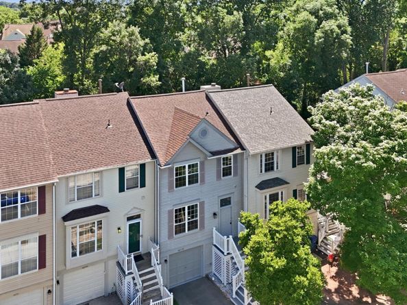 46757 Hobblebush Terrace, Sterling VA 20164