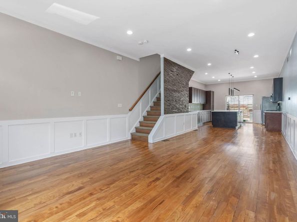 134 Dupont Street, Philadelphia PA 19127