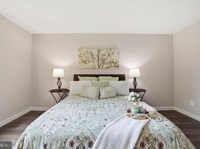 8003 Chanute Place 8, Falls Church VA 22042