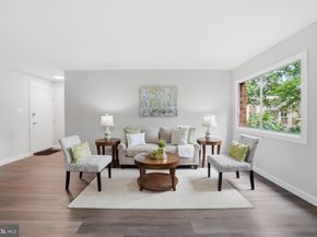 8003 Chanute Place 8, Falls Church VA 22042