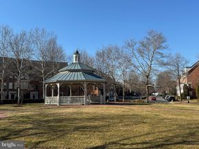 271 Cameron Station Boulevard 103, Alexandria VA 22304