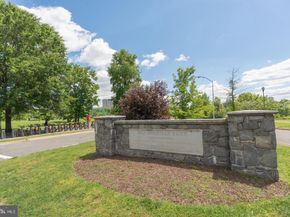 271 Cameron Station Boulevard 103, Alexandria VA 22304