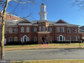 271 Cameron Station Boulevard 103, Alexandria VA 22304