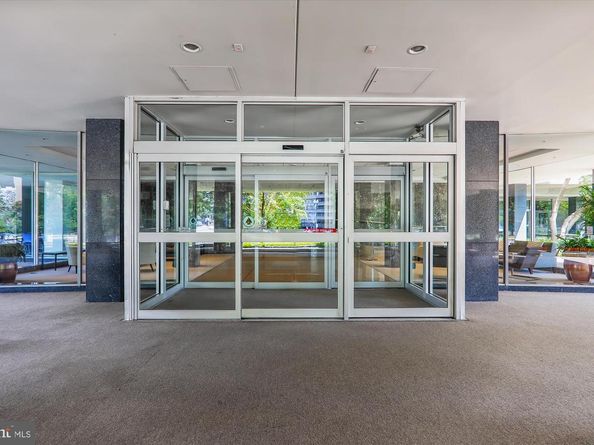 2475 Virginia Avenue NW 102, Washington DC 20037