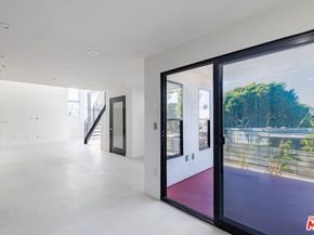 1113 ELECTRIC Avenue 1, Venice CA 90291