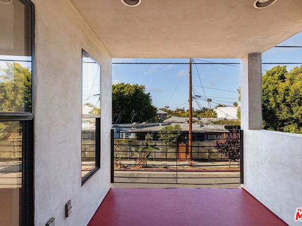1113 ELECTRIC Avenue 1, Venice CA 90291