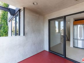 1113 ELECTRIC Avenue 1, Venice CA 90291