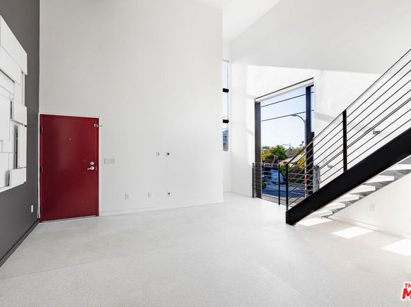 1113 ELECTRIC Avenue 1, Venice CA 90291