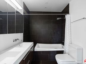 1113 ELECTRIC Avenue 1, Venice CA 90291