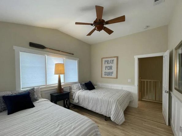 722 Palms Boulevard, Venice CA 90291