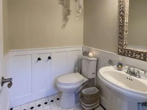 722 Palms Boulevard, Venice CA 90291