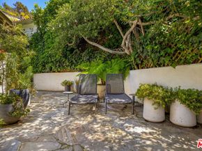 7218 La Presa Drive, Los Angeles CA 90068