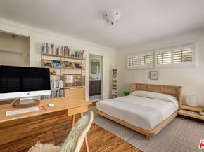 7218 La Presa Drive, Los Angeles CA 90068