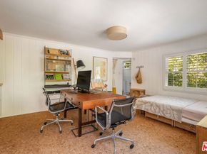 7218 La Presa Drive, Los Angeles CA 90068