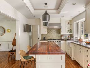 7218 La Presa Drive, Los Angeles CA 90068