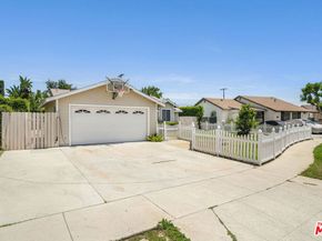 9134 Swinton Avenue, North Hills CA 91343
