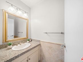 527 W Harvard Street 4, Glendale CA 91204